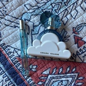 Ariana Grande Cloud  & travel spray!